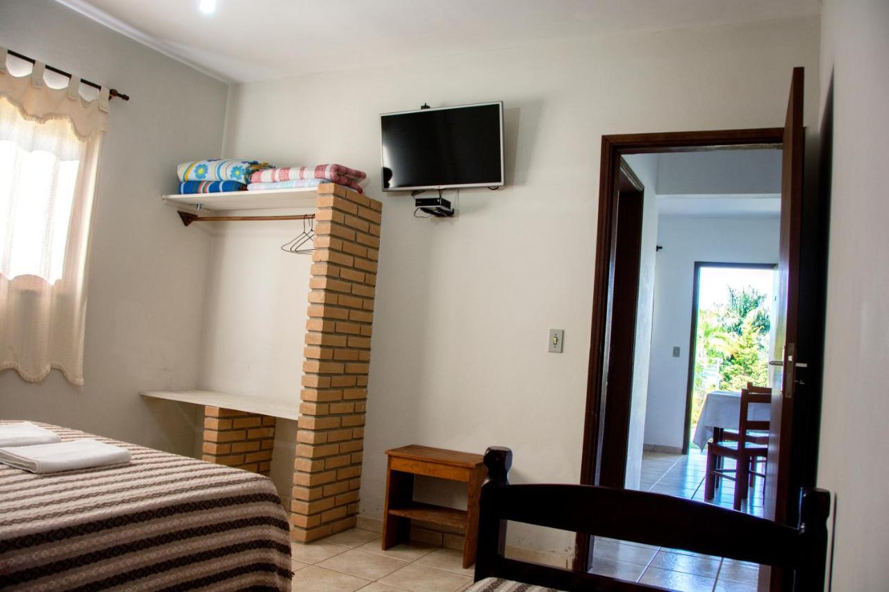 Quarto Triplo Básico